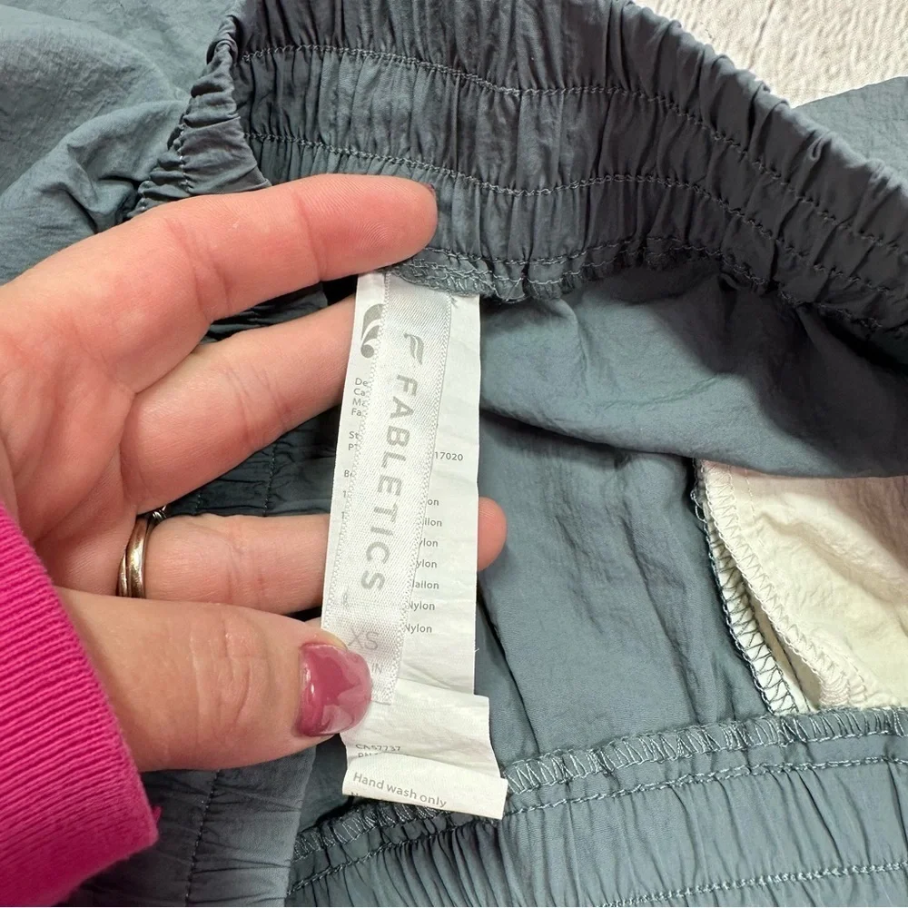 Fabletics Gray Jogger track windbreaker Pants womens XS activewear workout